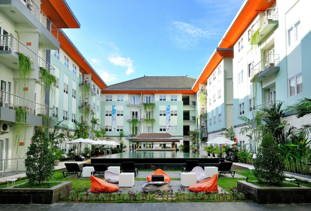 Harris Hotel & Residences Riverview Kuta, Bali Kuta Lombok Exterior foto